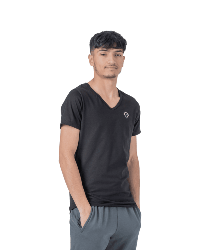 cascary figurbetontes slim fit t shirt mit v ausschnitt 36203 1 CA 008 00 CASCARY figurbetontes Slim Fit T-Shirt mit V-Neck