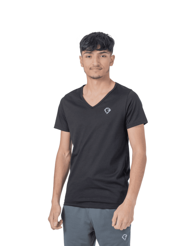 cascary figurbetontes slim fit t shirt mit v ausschnitt 36203 1 CA 008 02 Startseite